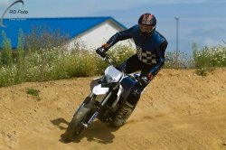 173-Supermoto-Training-Freiburg-Prominenten-Charity-2011-6230