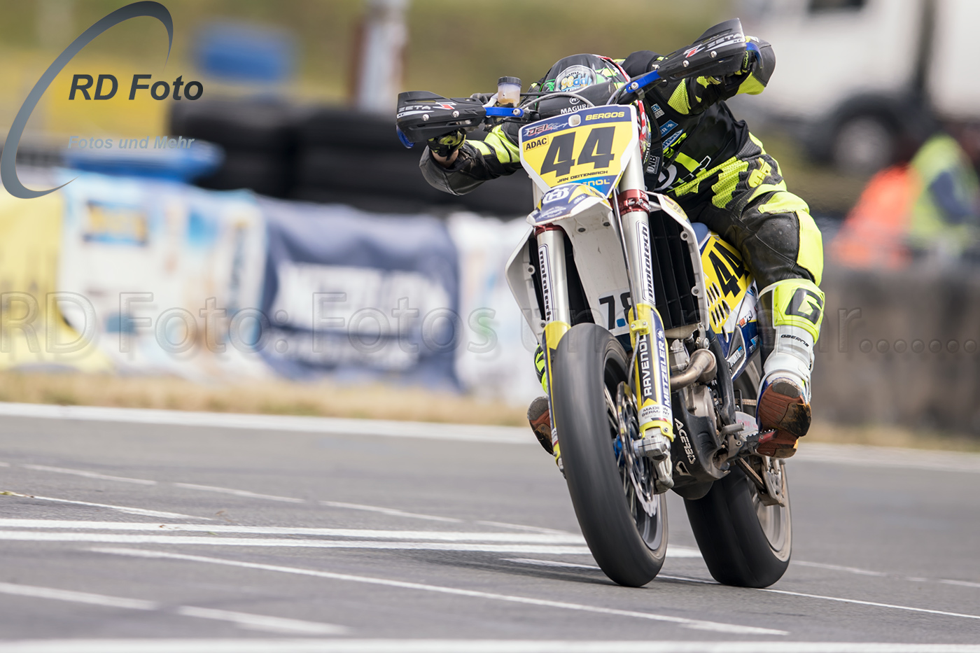 Bilder von der Supermoto IDM DM in Oschersleben 2019